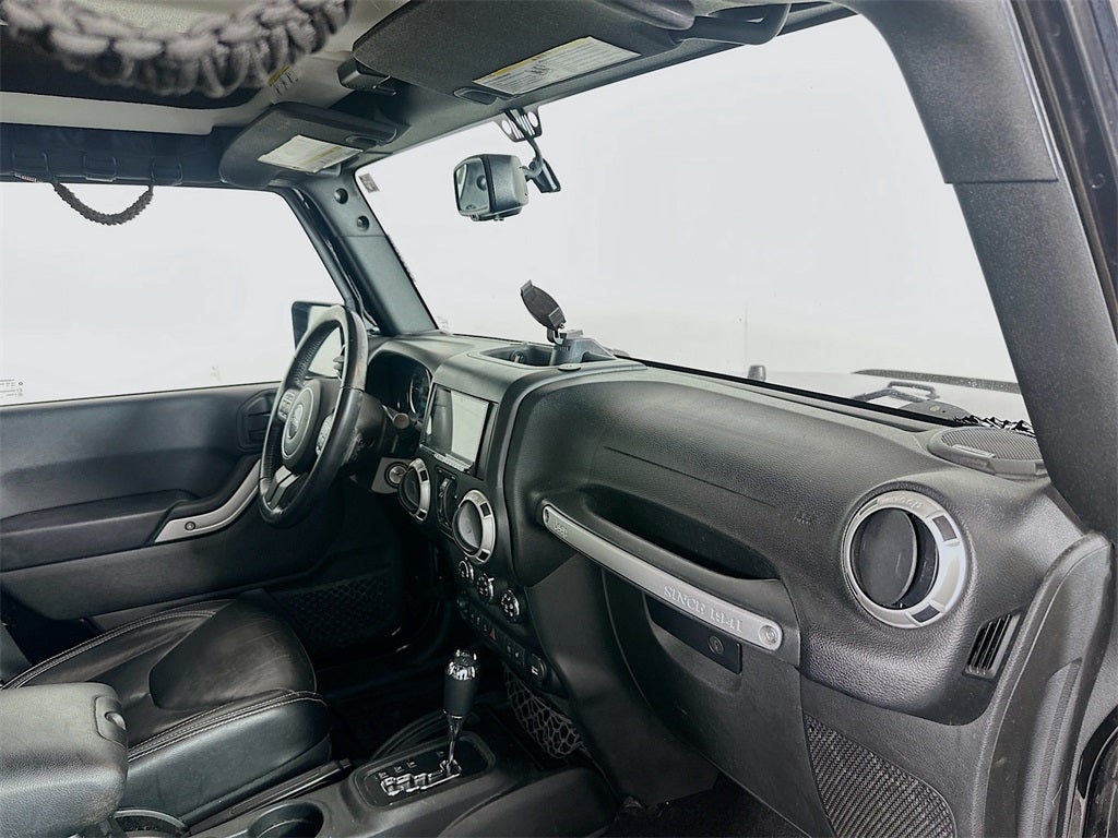 2017 Jeep Wrangler Unlimited Sahara 4x4