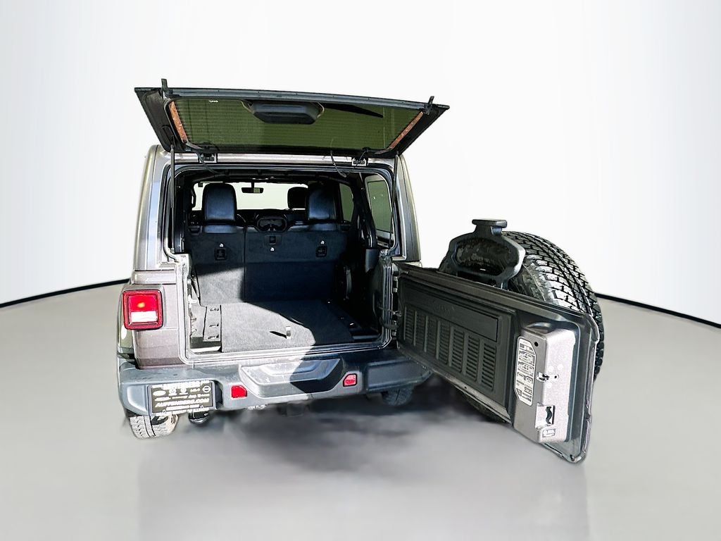 2021 Jeep Wrangler Unlimited Sahara Altitude 4x4