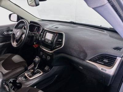 2015 Jeep Cherokee Sport