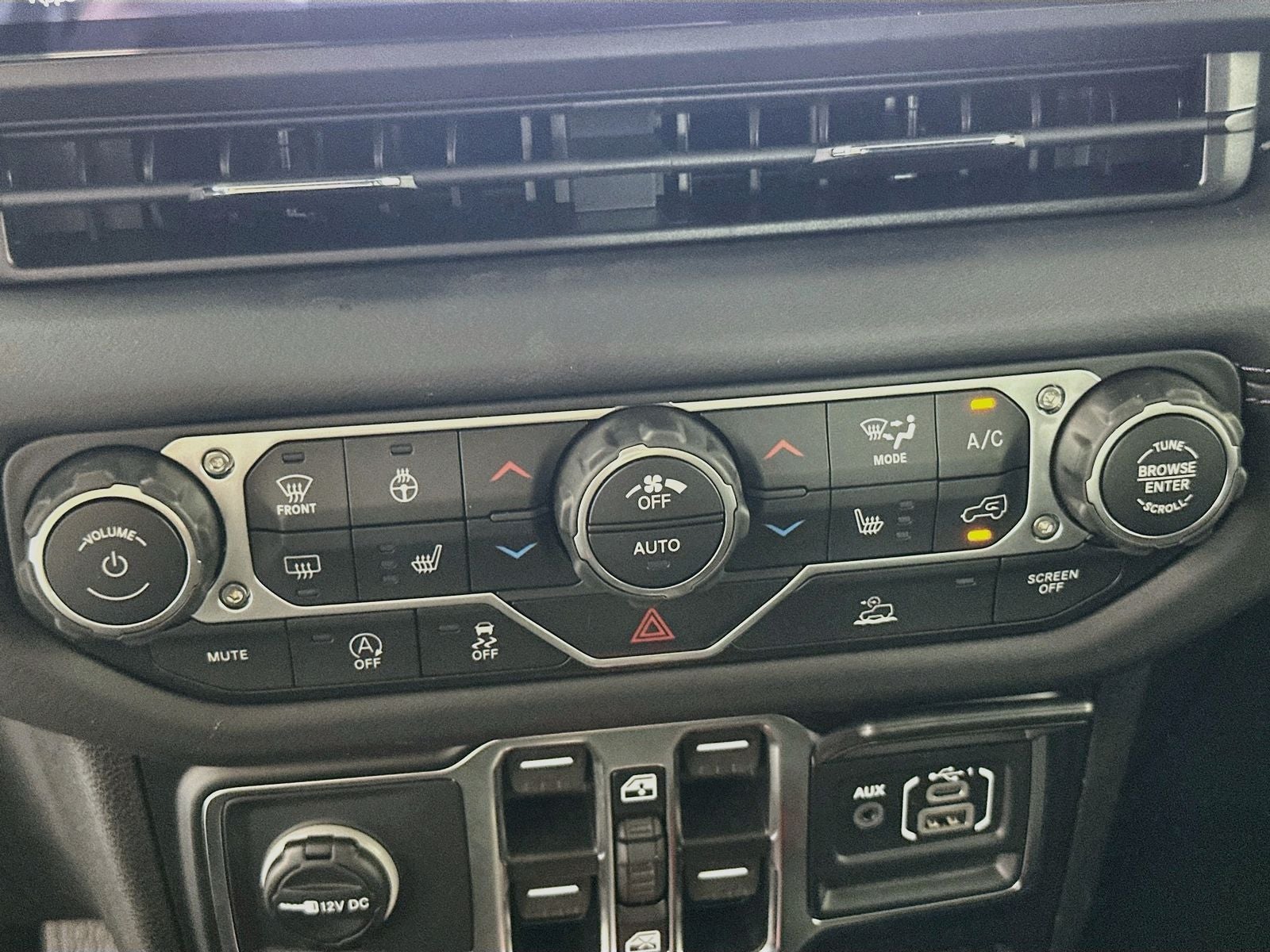 2026 Jeep Wrangler 4-Door Willys 4x4