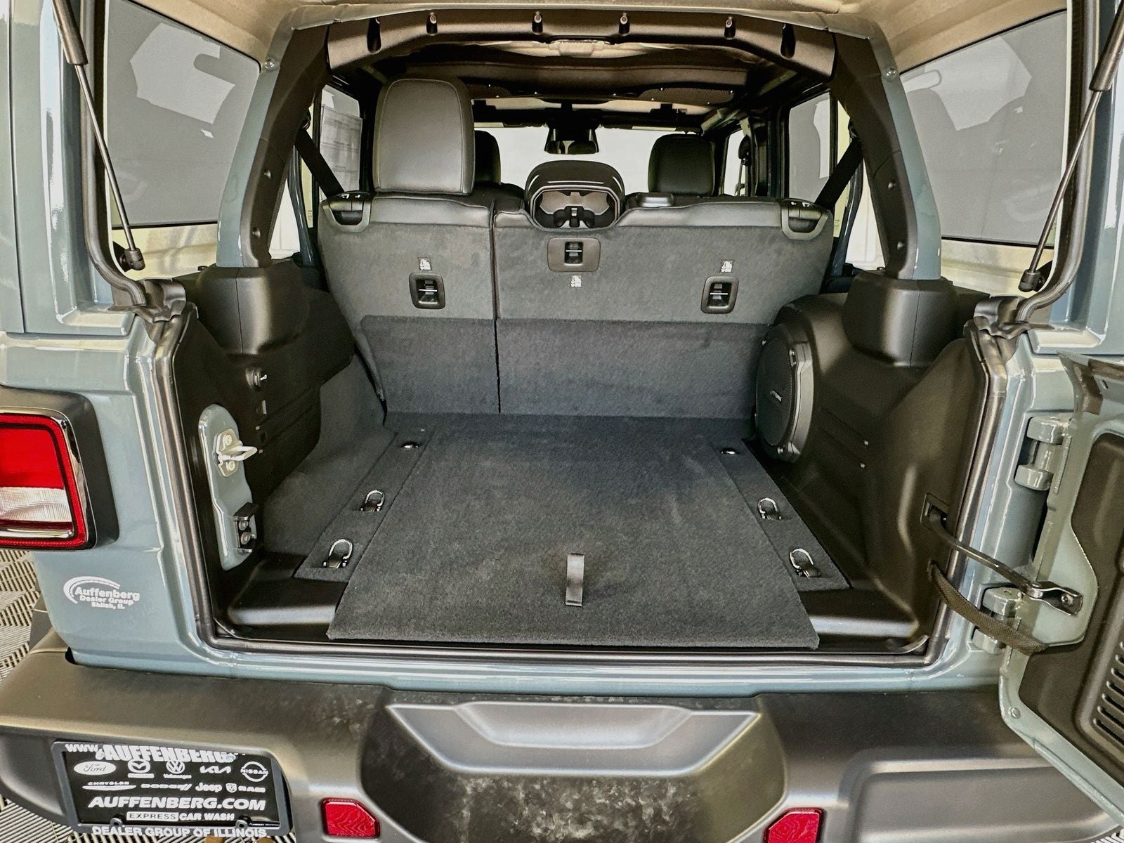 2026 Jeep Wrangler 4-Door Willys 4x4