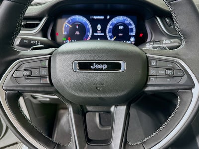 2025 Jeep Grand Cherokee GRAND CHEROKEE LAREDO X 4X4