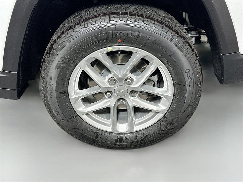 2025 Jeep Grand Cherokee GRAND CHEROKEE LAREDO X 4X4