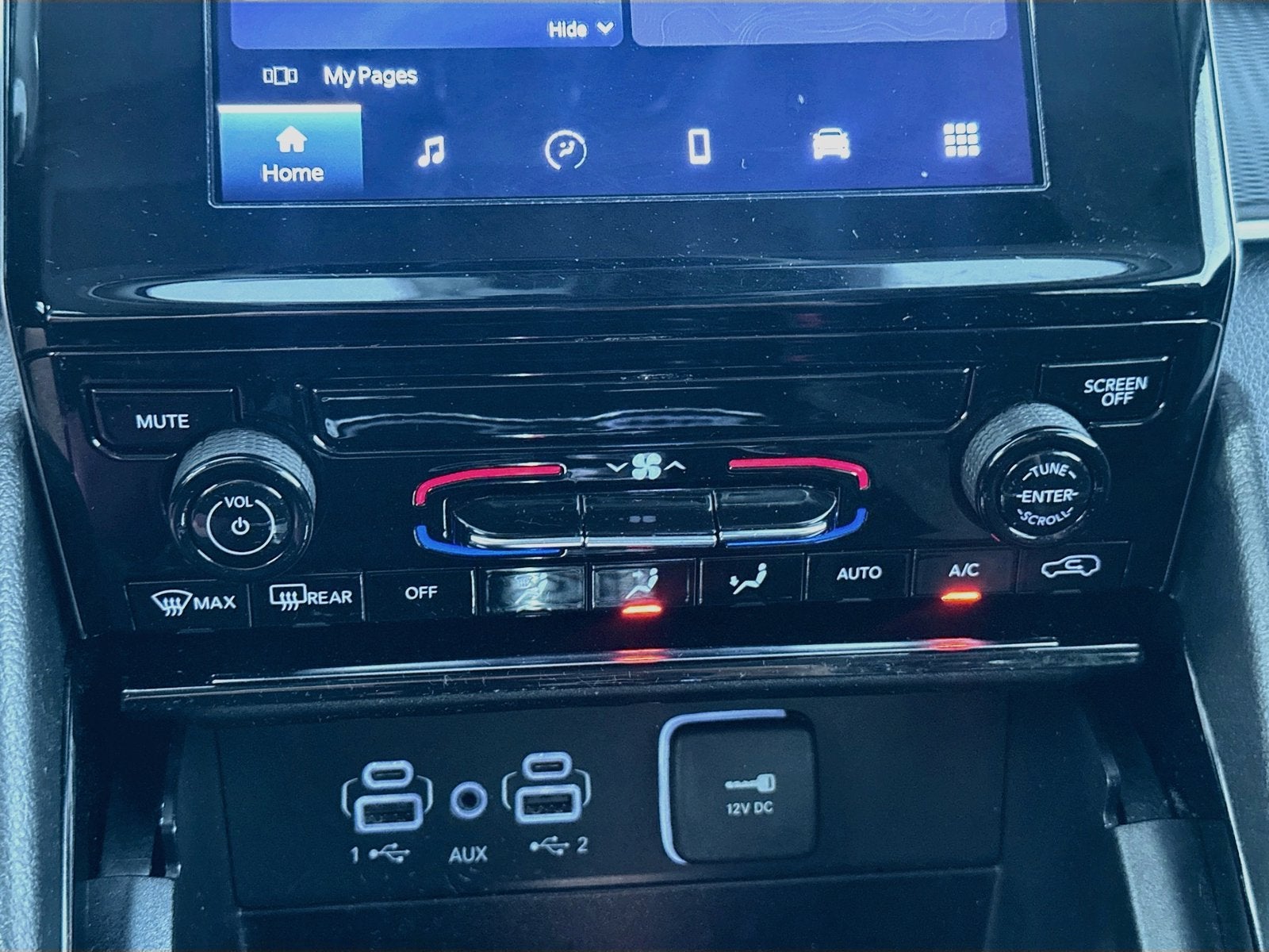 2023 Jeep Grand Cherokee Laredo 4x4