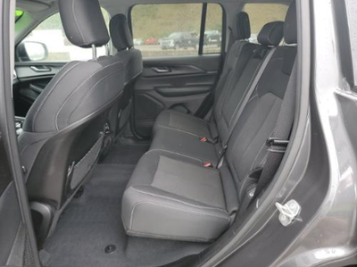 2023 Jeep Grand Cherokee Laredo 4x4
