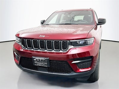 2025 Jeep Grand Cherokee GRAND CHEROKEE LAREDO X 4X4
