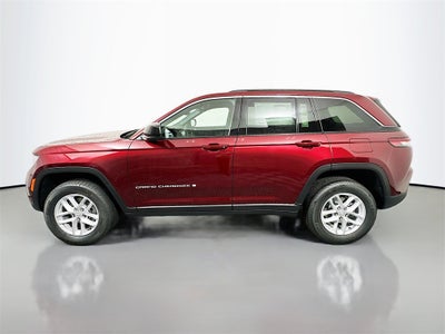 2025 Jeep Grand Cherokee GRAND CHEROKEE LAREDO X 4X4