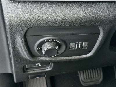 2027 Jeep Grand Cherokee Laredo X