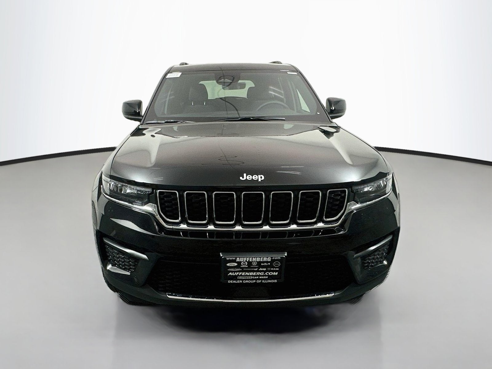 2027 Jeep Grand Cherokee Laredo X