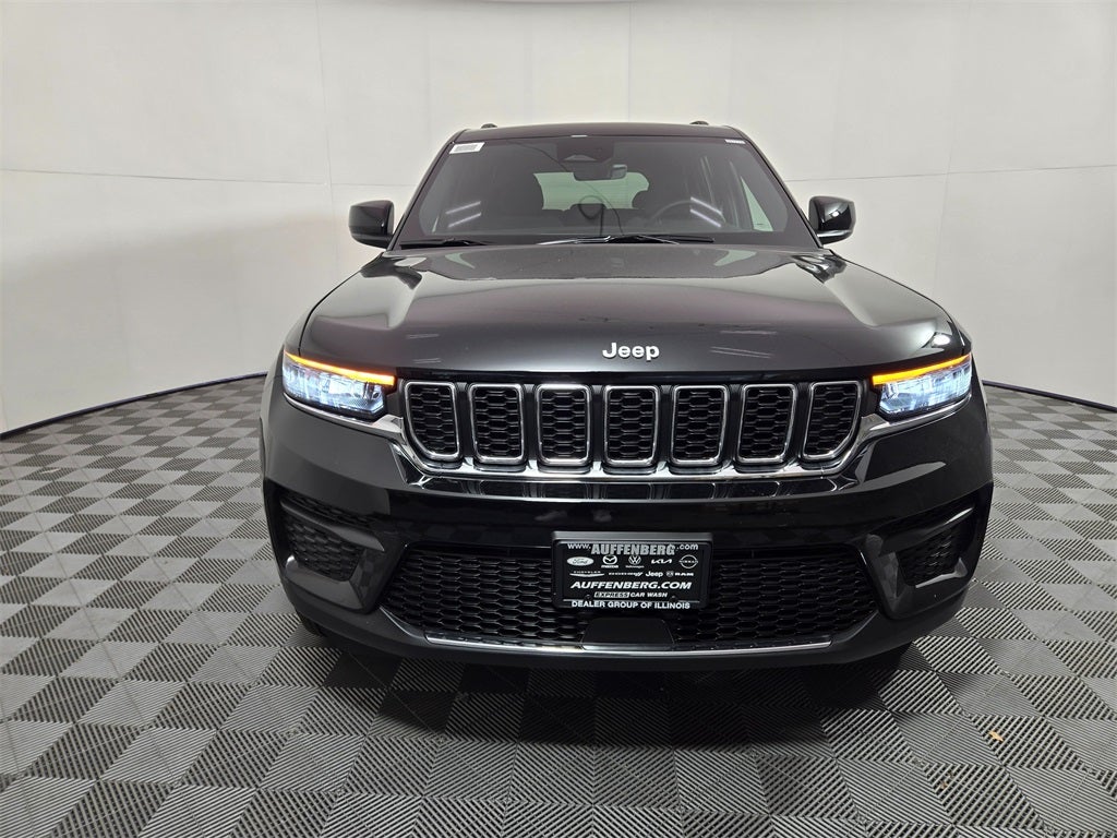 2025 Jeep Grand Cherokee GRAND CHEROKEE LAREDO X 4X4