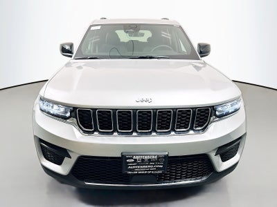 2026 Jeep Grand Cherokee GRAND CHEROKEE LAREDO X 4X4