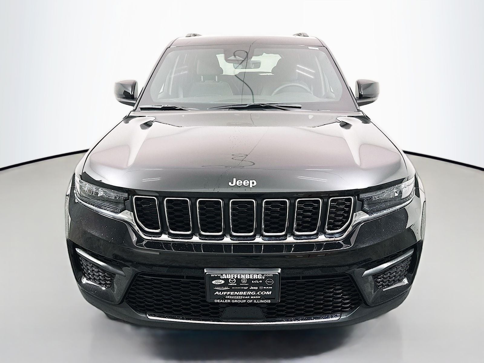 2026 Jeep Grand Cherokee GRAND CHEROKEE LAREDO X 4X4