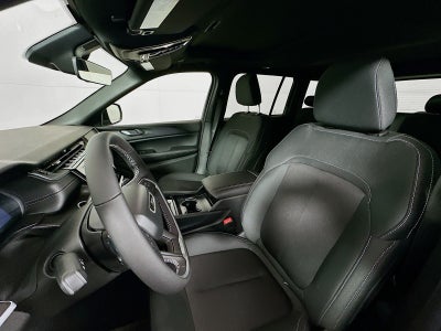 2026 Jeep Grand Cherokee GRAND CHEROKEE LAREDO X 4X4