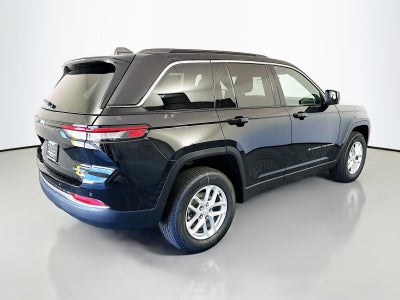 2026 Jeep Grand Cherokee GRAND CHEROKEE LAREDO X 4X4