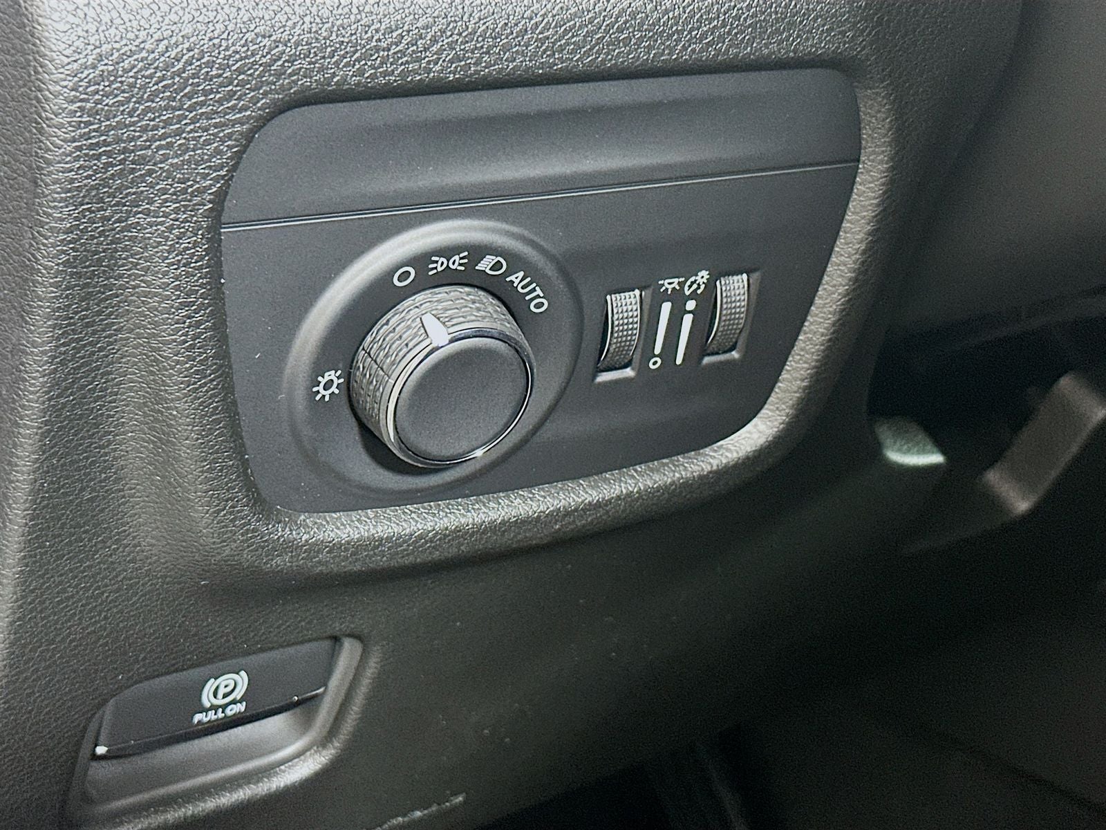 2026 Jeep Grand Cherokee GRAND CHEROKEE LAREDO 4X4