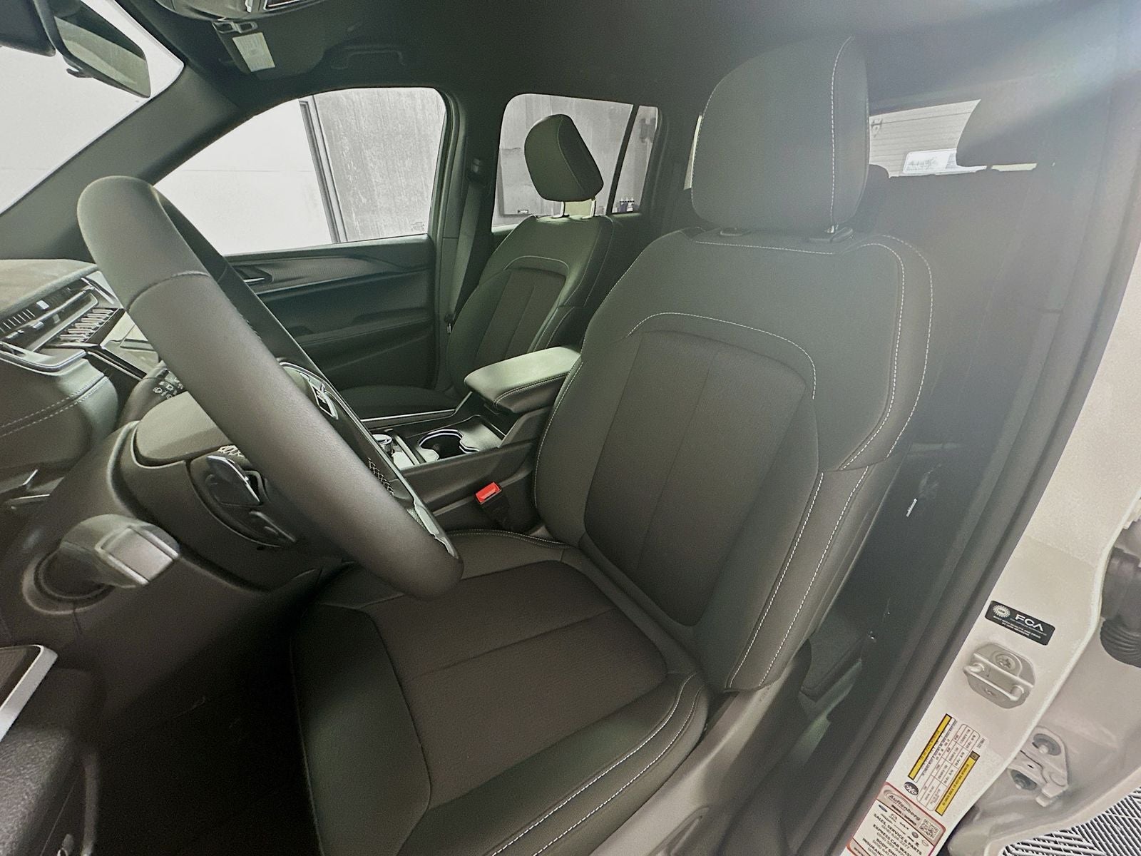 2026 Jeep Grand Cherokee GRAND CHEROKEE LAREDO 4X4