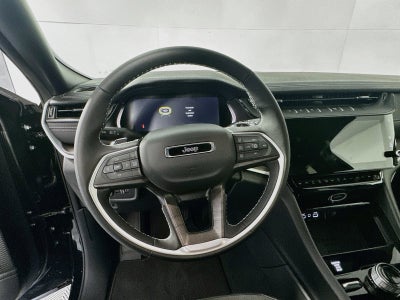 2027 Jeep Grand Cherokee GRAND CHEROKEE LAREDO ALTITUDE 4X4