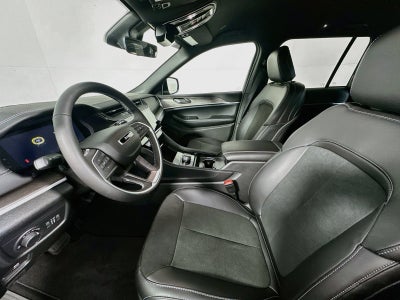 2027 Jeep Grand Cherokee GRAND CHEROKEE LAREDO ALTITUDE 4X4