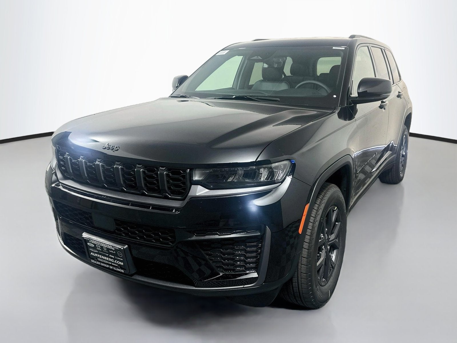 2027 Jeep Grand Cherokee GRAND CHEROKEE LAREDO ALTITUDE 4X4