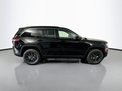 2027 Jeep Grand Cherokee GRAND CHEROKEE LAREDO ALTITUDE 4X4