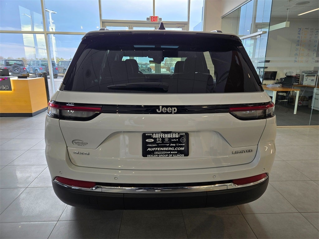 2025 Jeep Grand Cherokee GRAND CHEROKEE LIMITED 4X4