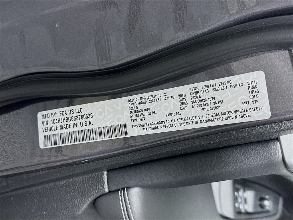 2025 Jeep Grand Cherokee GRAND CHEROKEE LIMITED 4X4