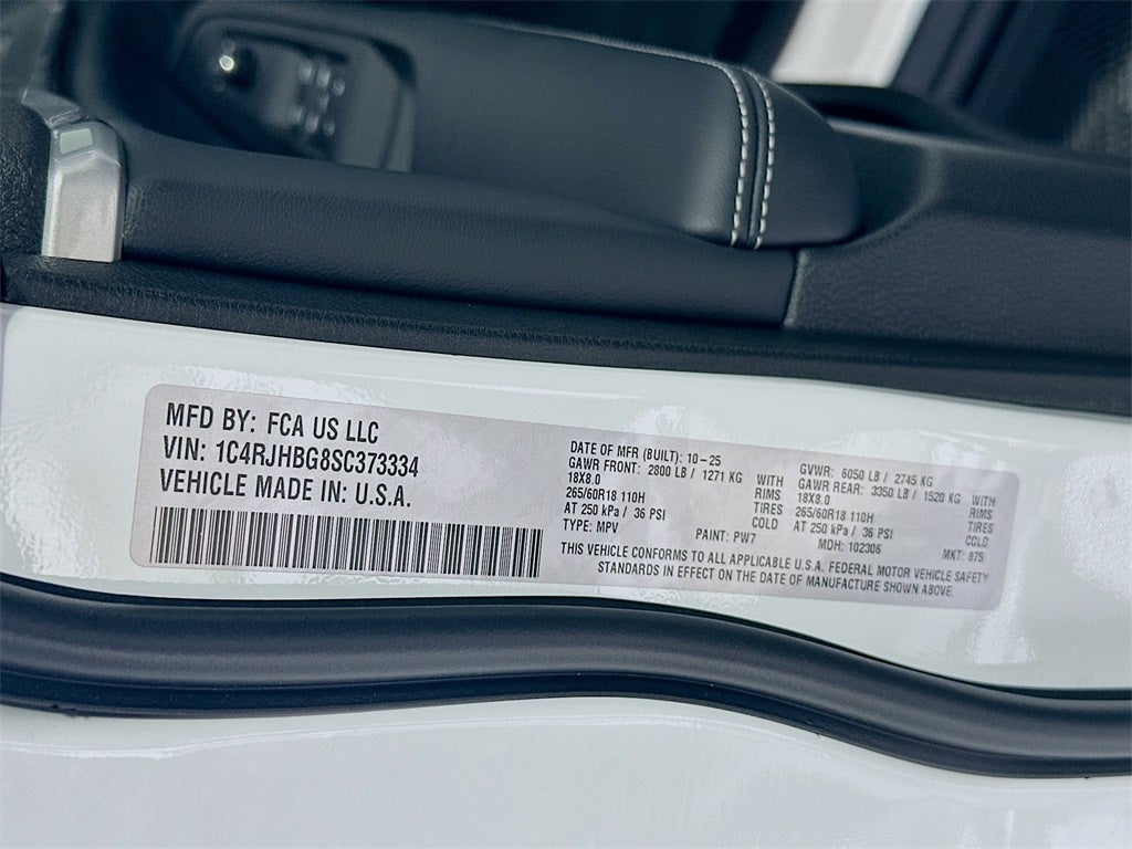 2025 Jeep Grand Cherokee GRAND CHEROKEE LIMITED 4X4