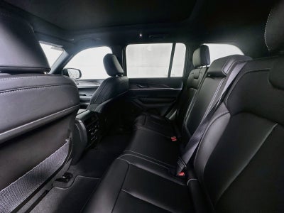 2027 Jeep Grand Cherokee GRAND CHEROKEE LIMITED 4X4