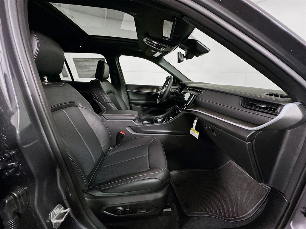 2026 Jeep Grand Cherokee GRAND CHEROKEE LIMITED RESERVE 4X4