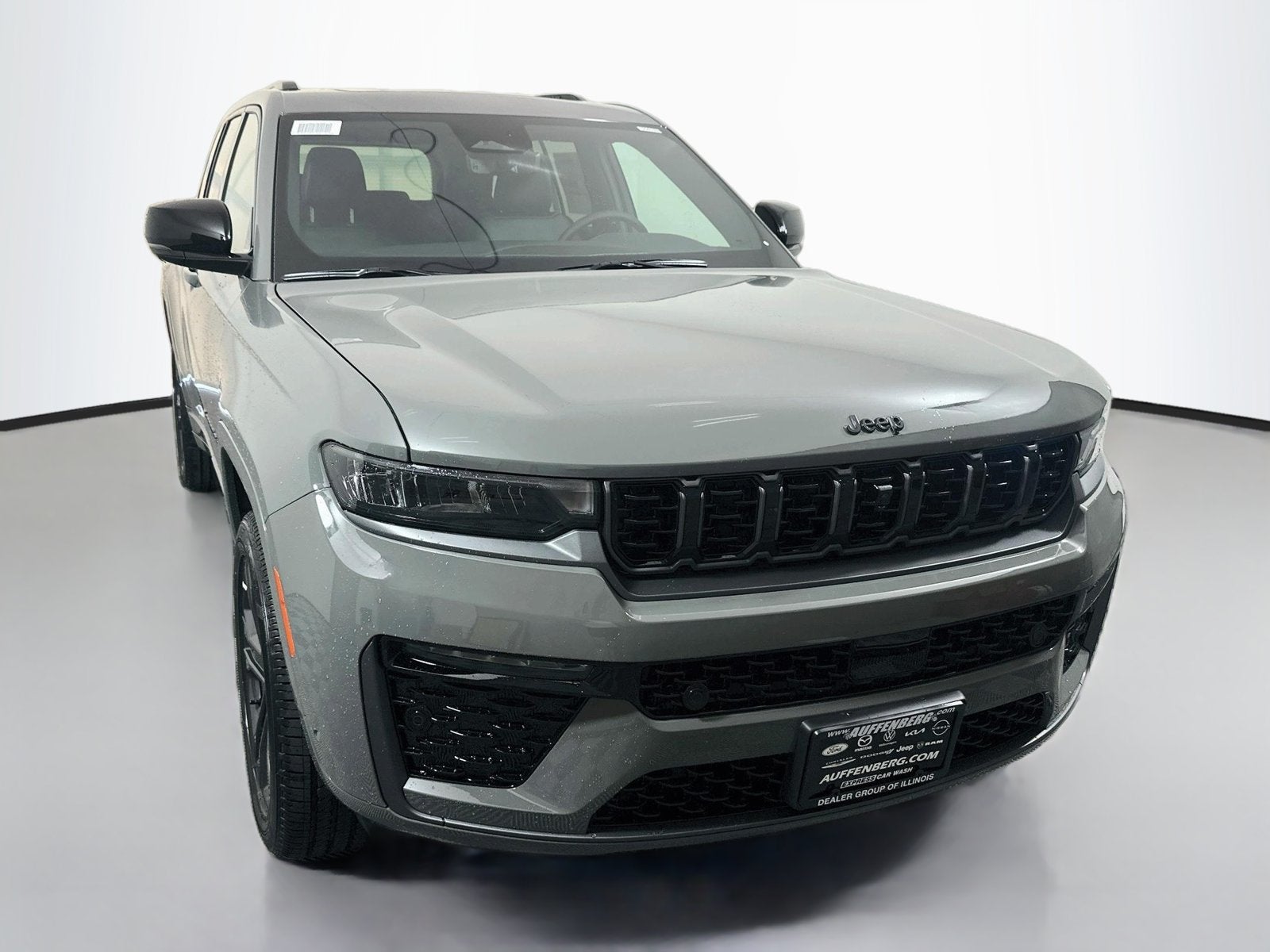 2027 Jeep Grand Cherokee Limited Reserve