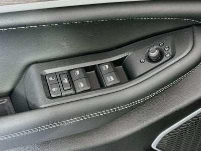 2027 Jeep Grand Cherokee GRAND CHEROKEE LIMITED RESERVE 4X4
