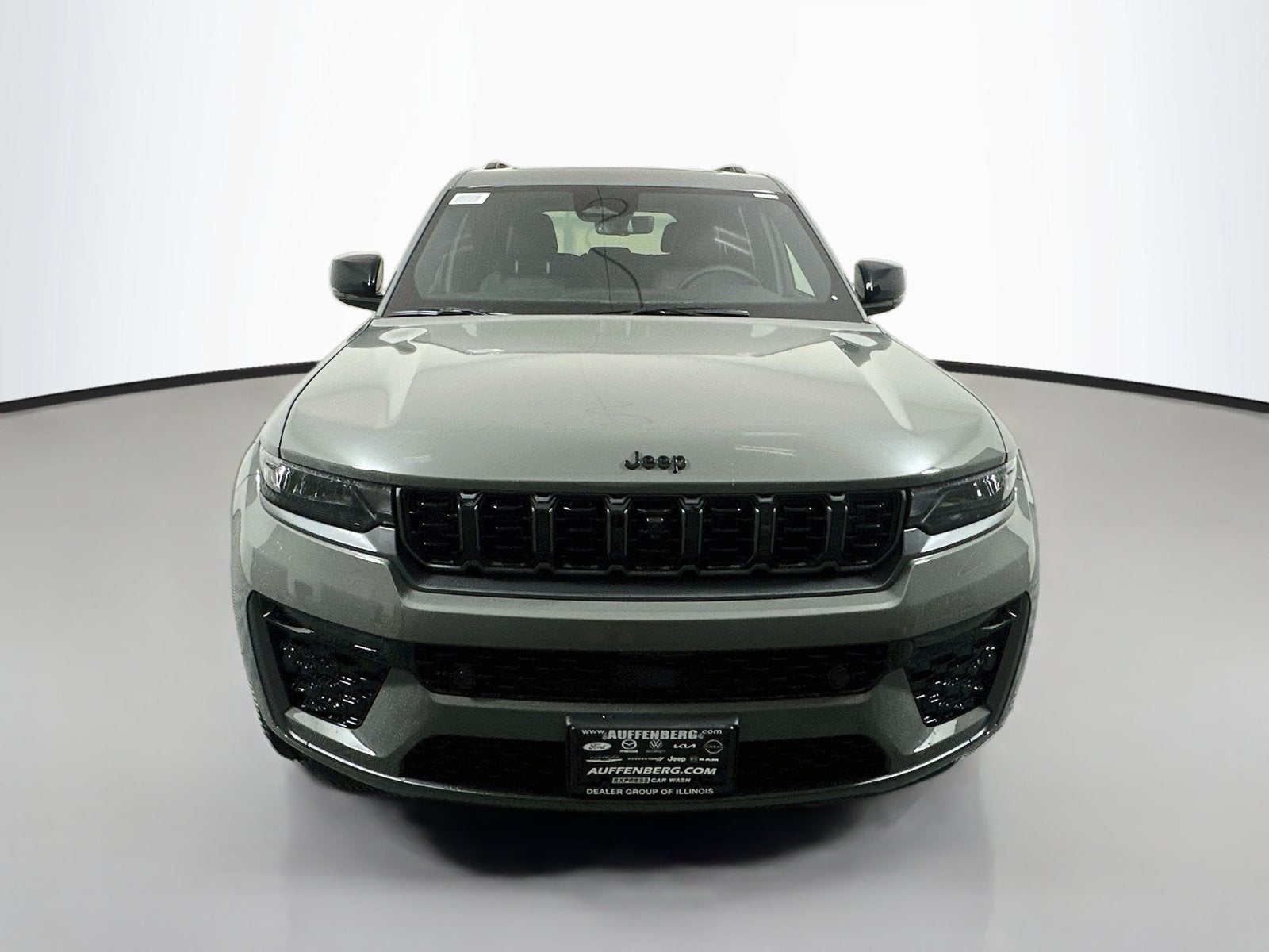 2027 Jeep Grand Cherokee Limited Reserve