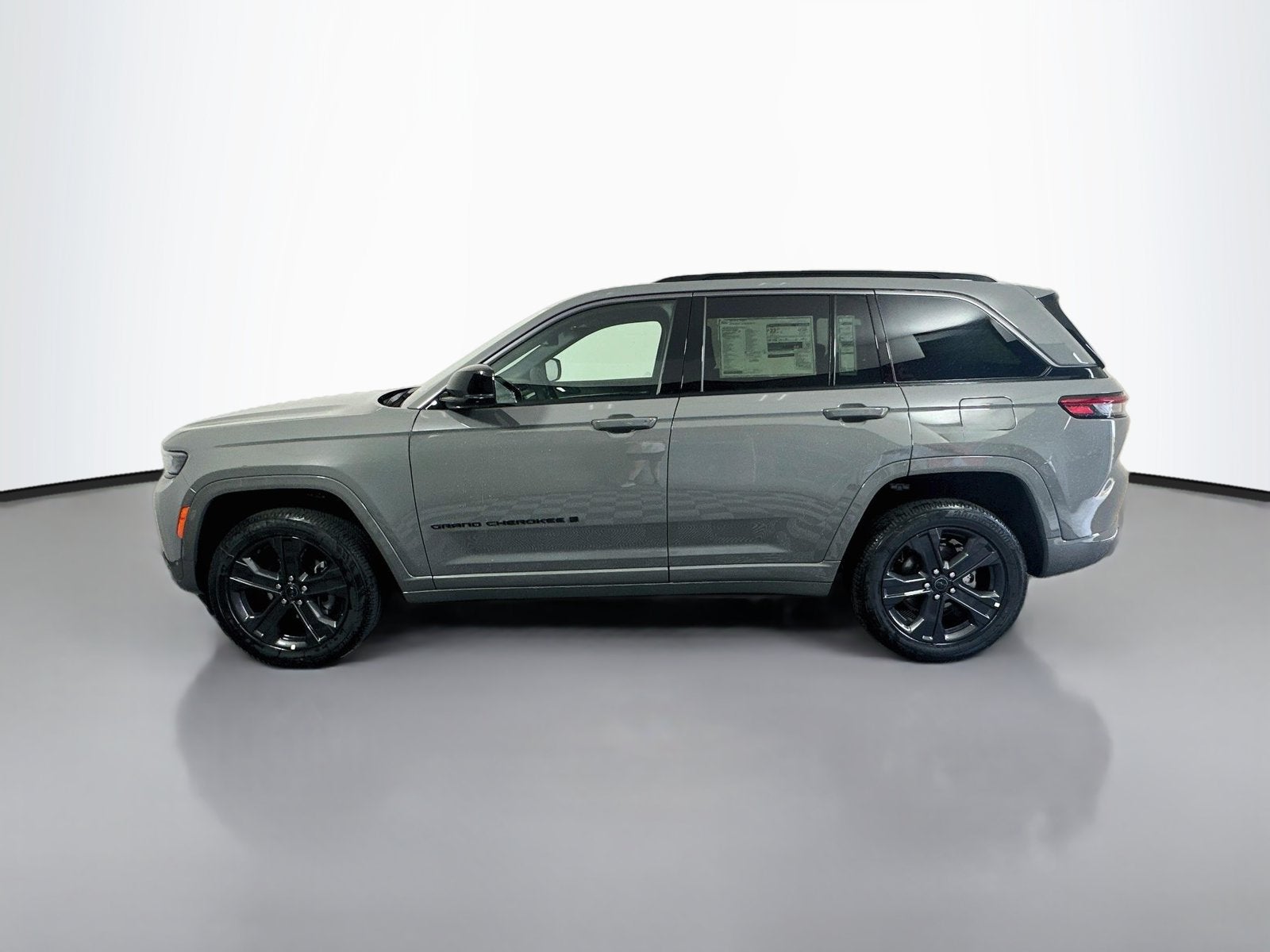 2027 Jeep Grand Cherokee Limited Reserve