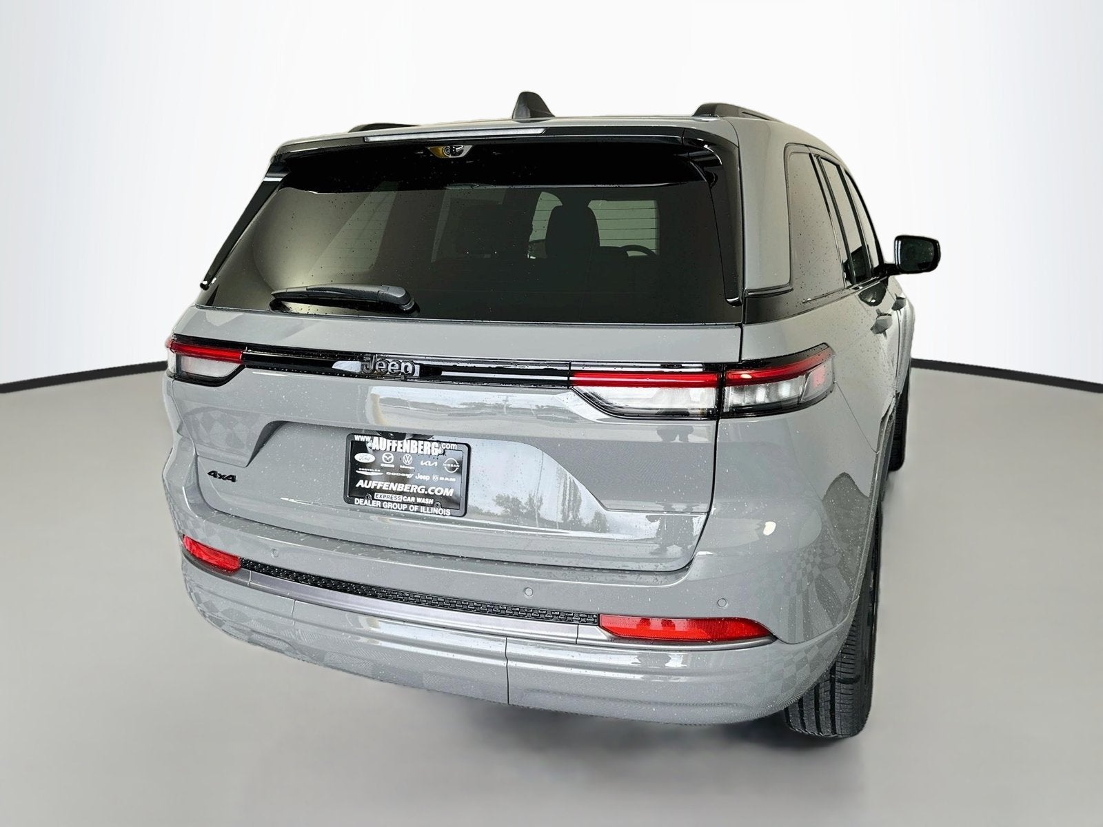 2027 Jeep Grand Cherokee Limited Reserve