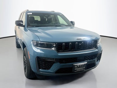 2027 Jeep Grand Cherokee GRAND CHEROKEE LIMITED RESERVE 4X4