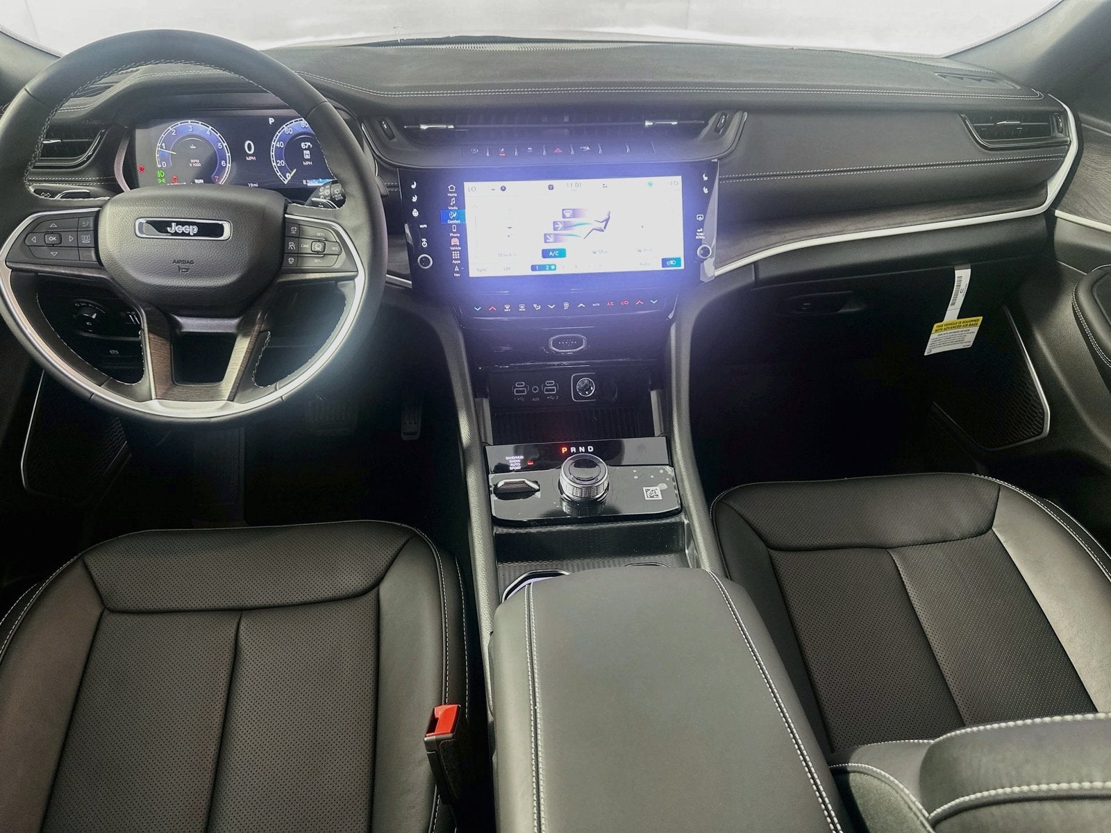 2027 Jeep Grand Cherokee GRAND CHEROKEE LIMITED RESERVE 4X4