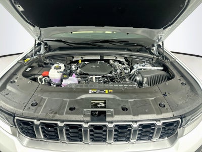 2027 Jeep Grand Cherokee GRAND CHEROKEE LIMITED 4X4