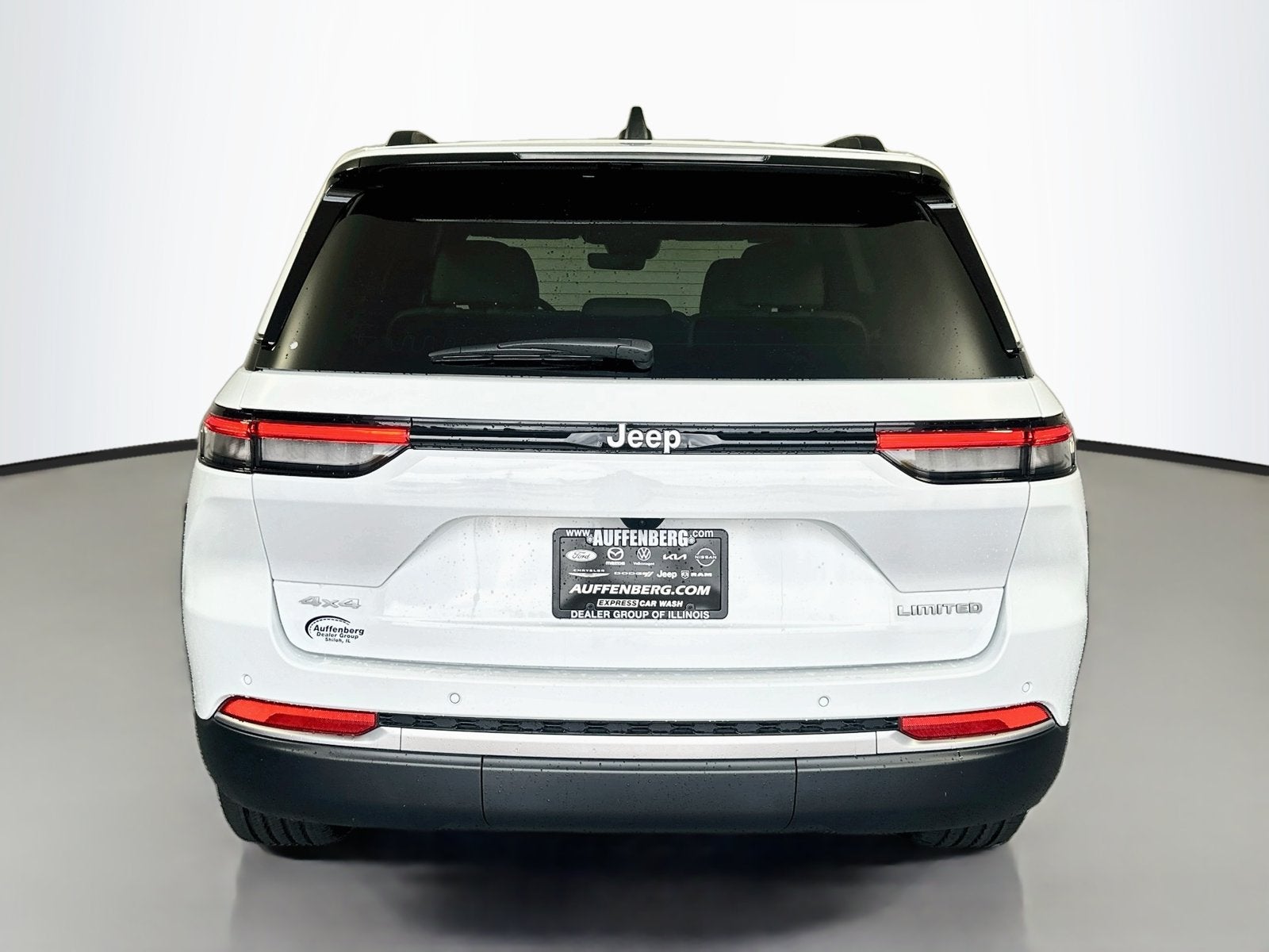 2027 Jeep Grand Cherokee GRAND CHEROKEE LIMITED 4X4