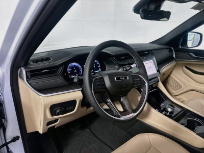 2027 Jeep Grand Cherokee GRAND CHEROKEE LIMITED 4X4
