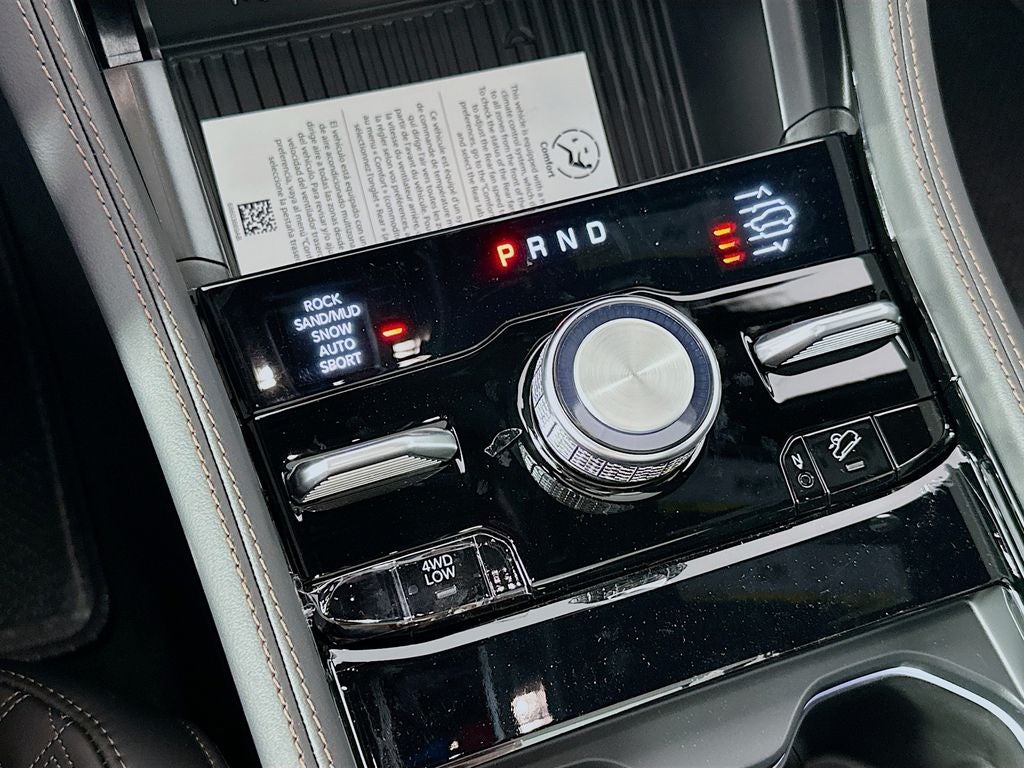 2026 Jeep Grand Cherokee GRAND CHEROKEE SUMMIT 4X4