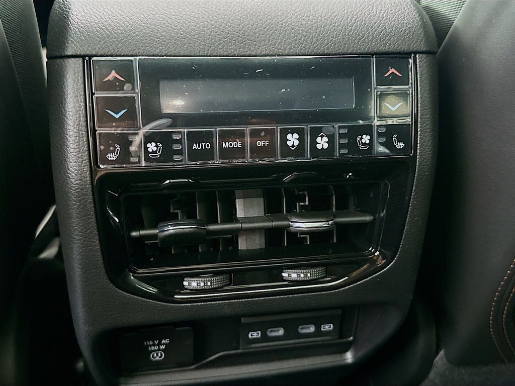 2026 Jeep Grand Cherokee GRAND CHEROKEE SUMMIT 4X4