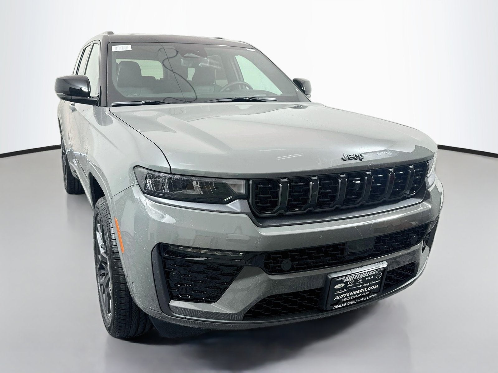 2027 Jeep Grand Cherokee Summit
