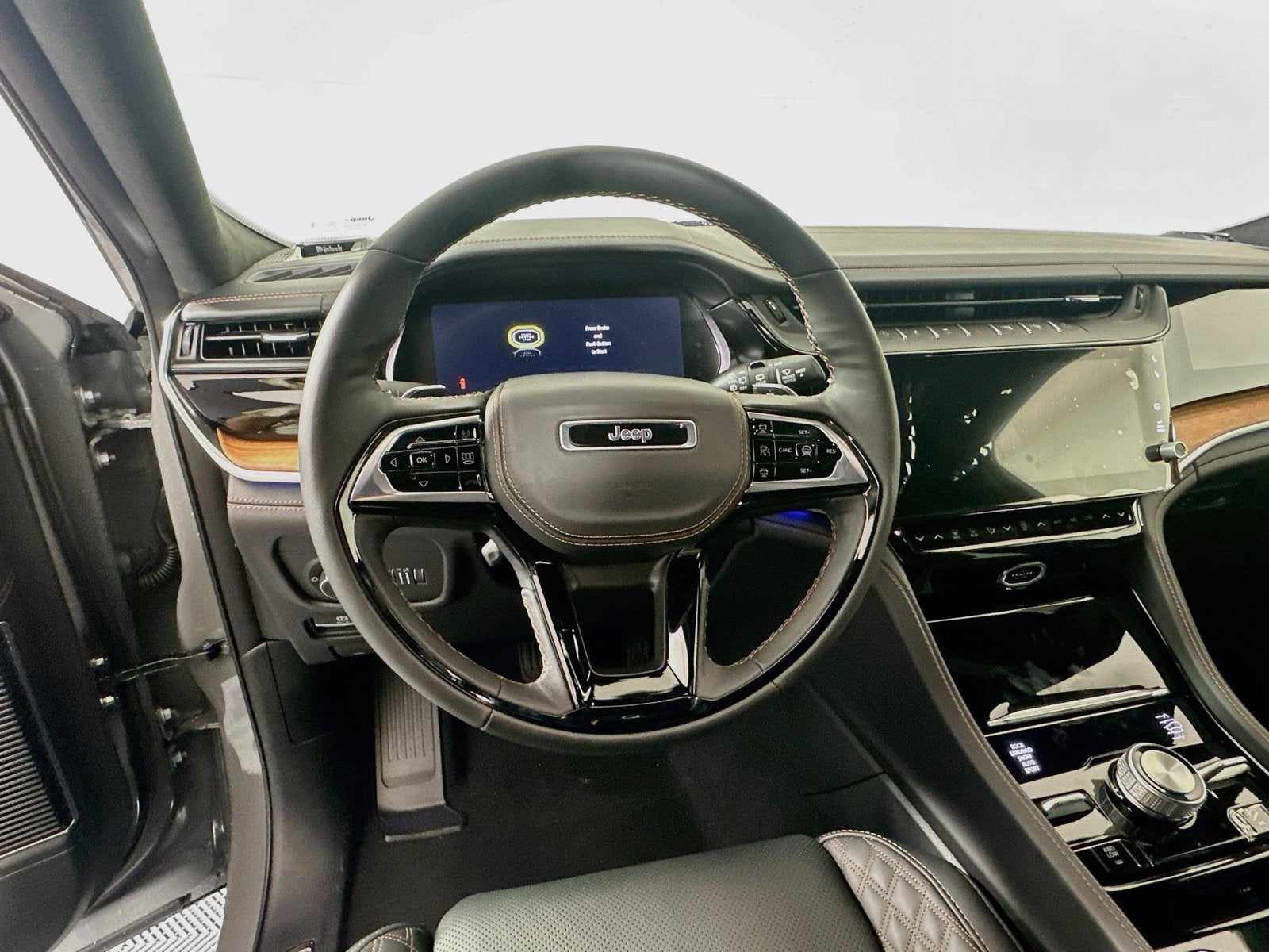 2027 Jeep Grand Cherokee Summit