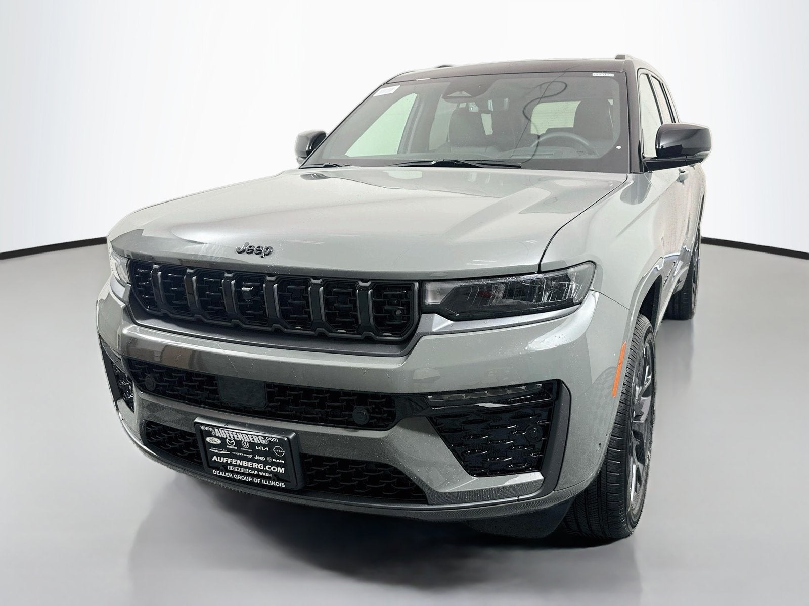 2027 Jeep Grand Cherokee Summit