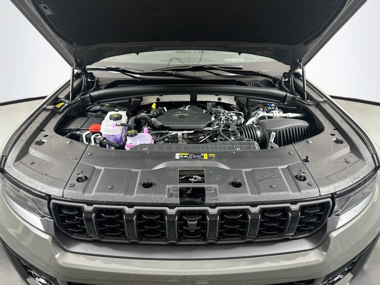 2027 Jeep Grand Cherokee GRAND CHEROKEE SUMMIT 4X4