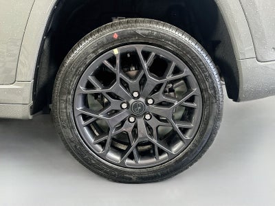 2027 Jeep Grand Cherokee GRAND CHEROKEE SUMMIT 4X4