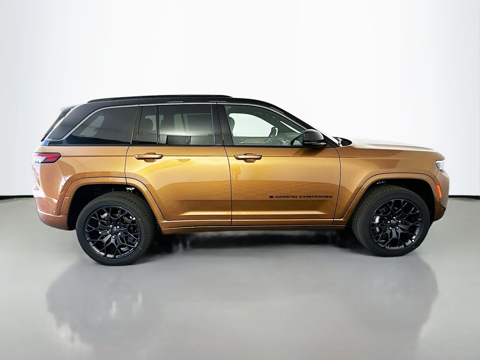 2026 Jeep Grand Cherokee GRAND CHEROKEE SUMMIT 4X4