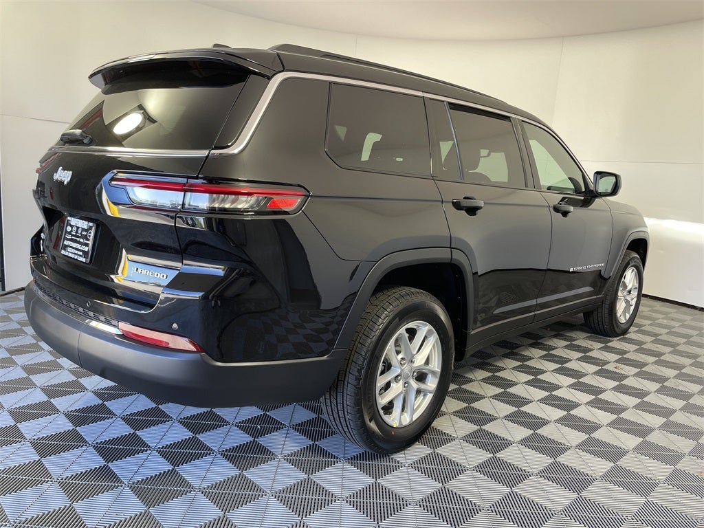 2025 Jeep Grand Cherokee GRAND CHEROKEE L LAREDO X 4X4