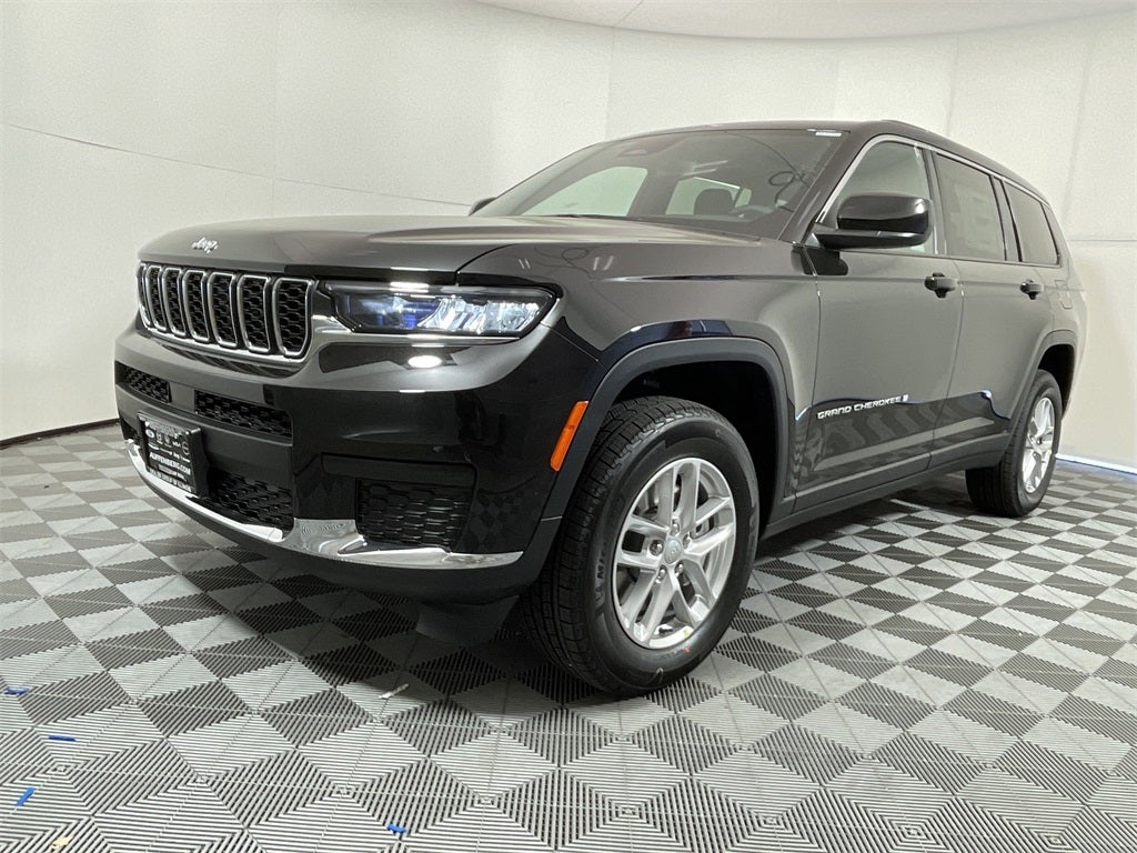 2025 Jeep Grand Cherokee GRAND CHEROKEE L LAREDO X 4X4