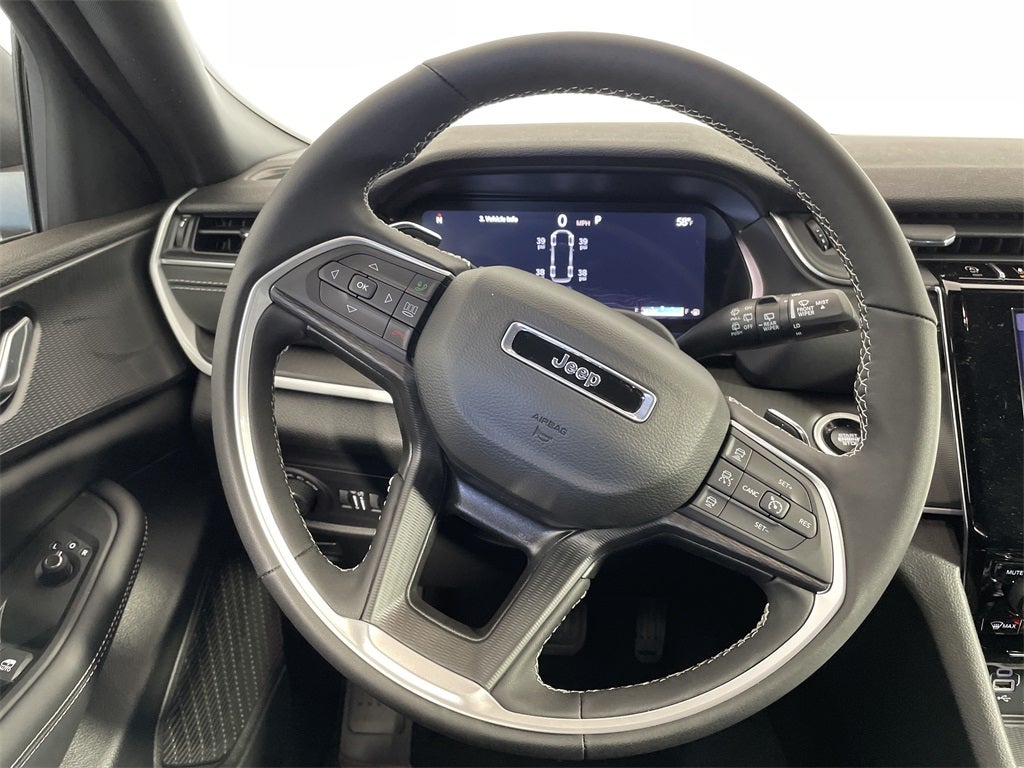 2025 Jeep Grand Cherokee GRAND CHEROKEE L LAREDO X 4X4